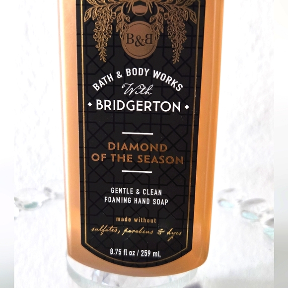 Bridgerton Diamond of the Season foaming Handsoap - Picture 5 of 6